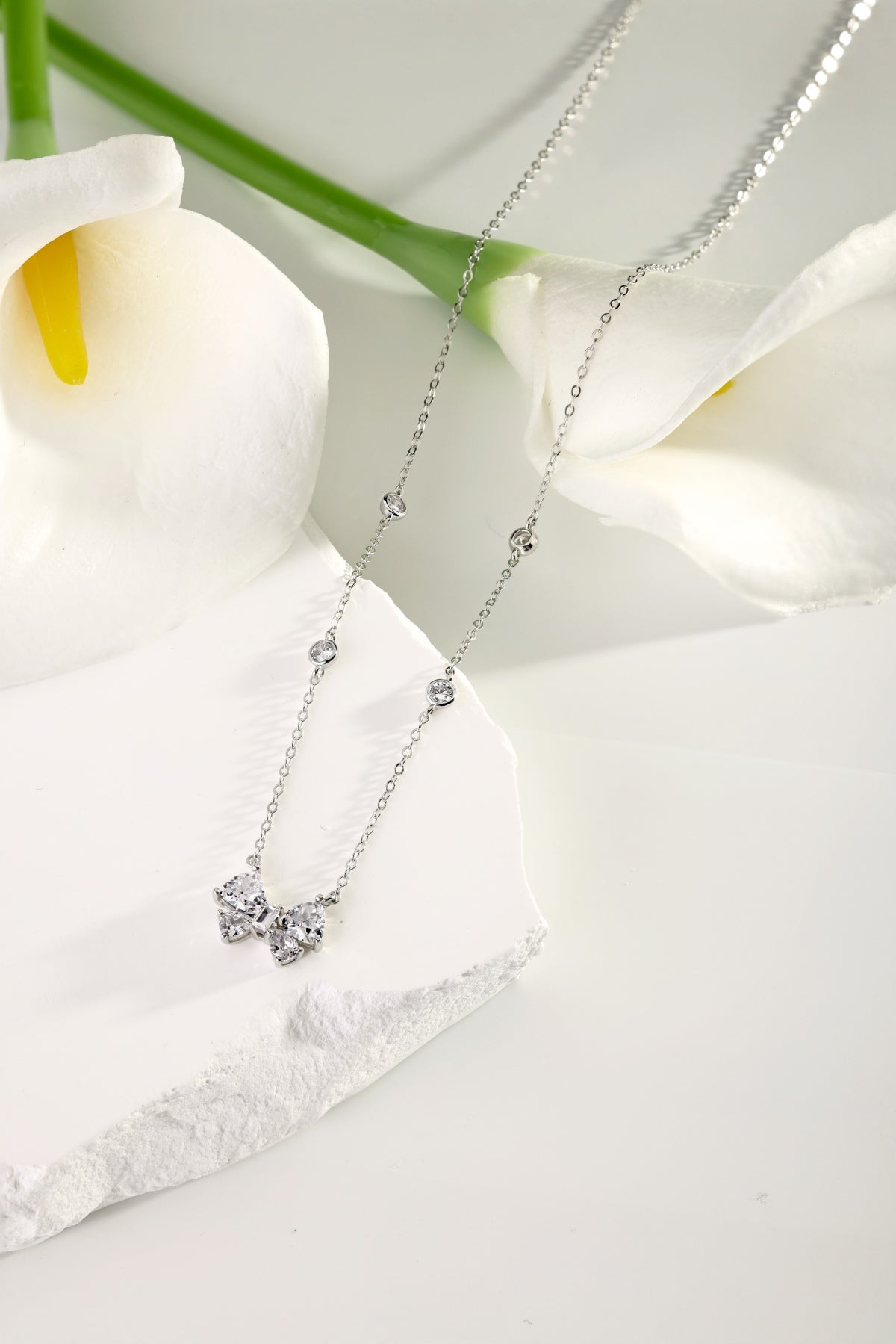 Graceful Bow Kette - DiamSilver