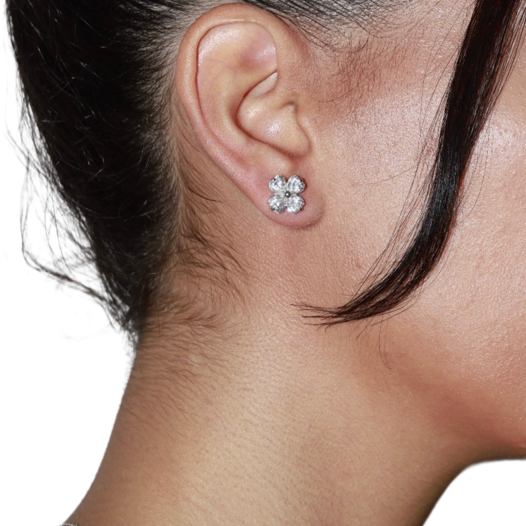 Luminous Grace Ohrstecker - DiamSilver